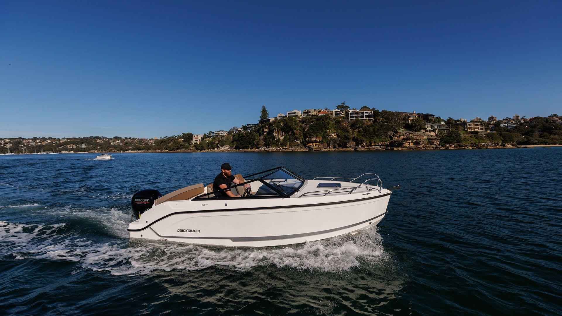 Quicksilver-605-Cruiser-External-9_4_11zon